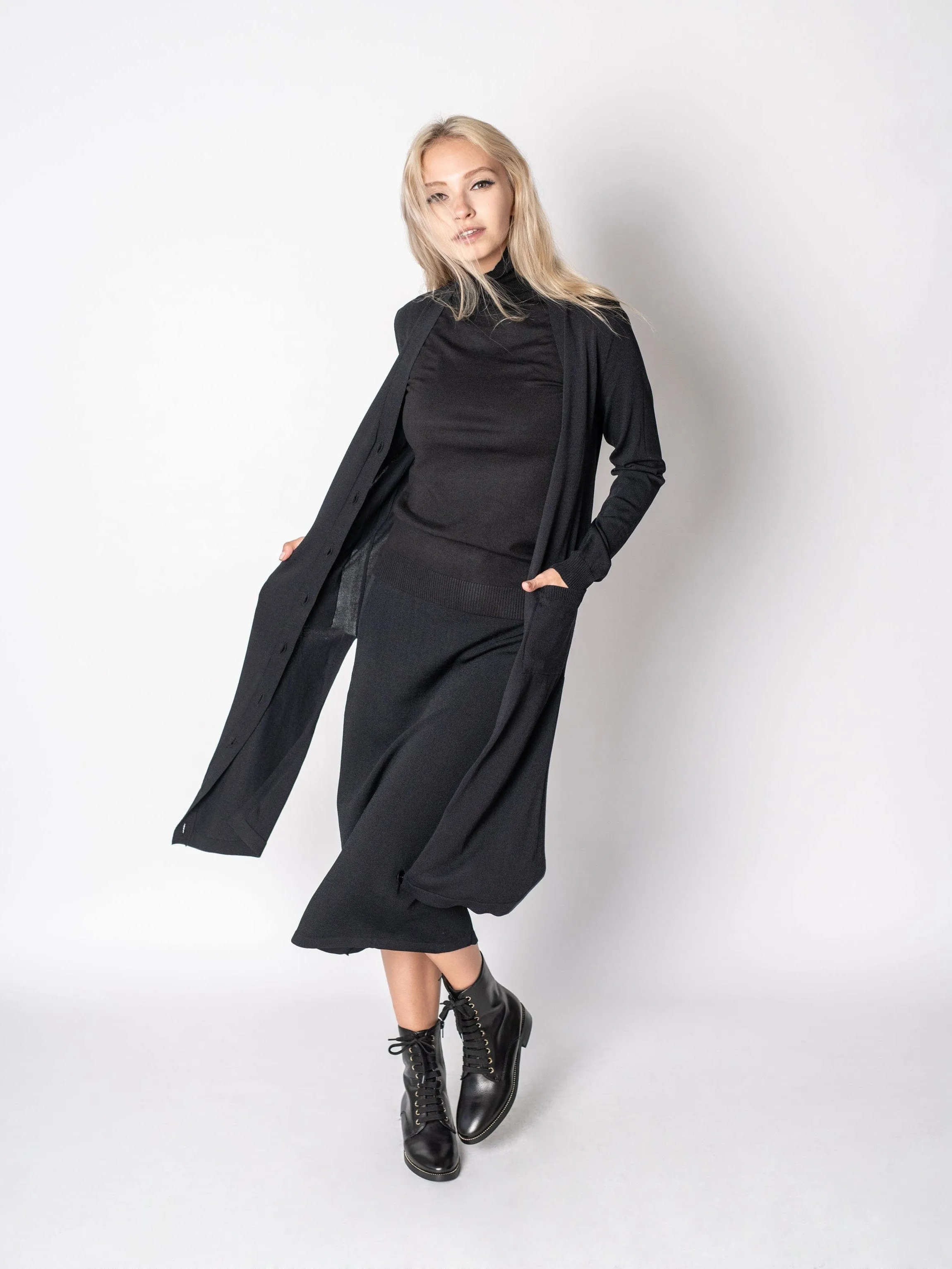 BASIC SLEEVELESS TURTLENECK-GREY