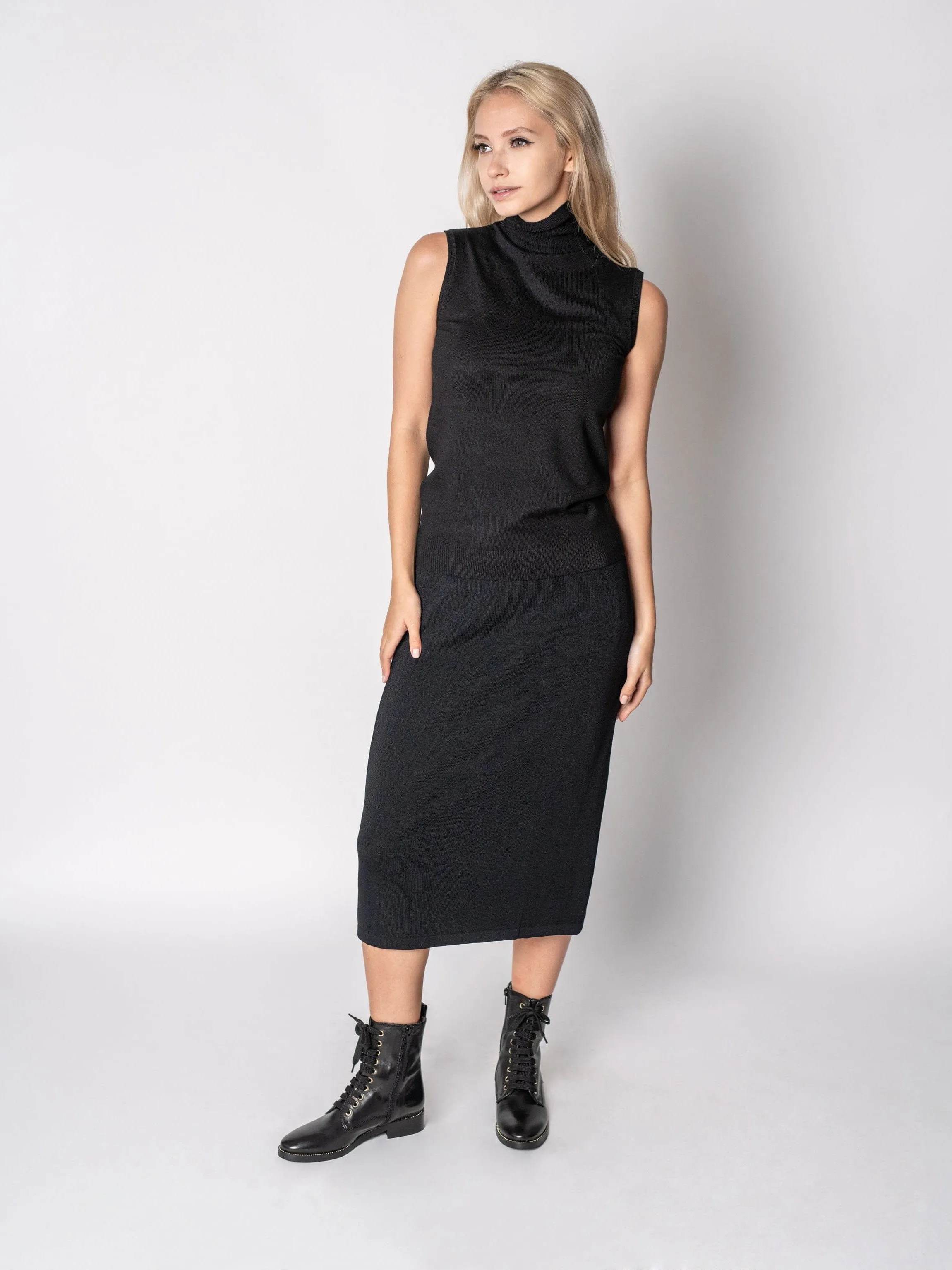 BASIC SLEEVELESS TURTLENECK-GREY