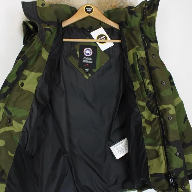 Canada Goose Wyndham Parka Jacket Small