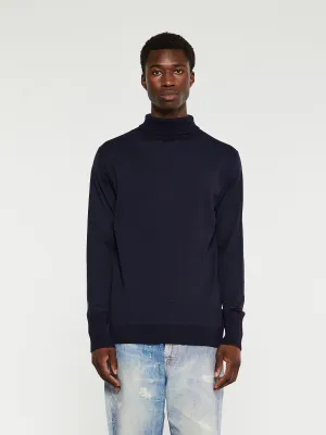Marine Turtleneck in Navy Blue